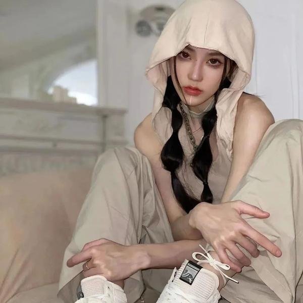 50英尺高的女人
